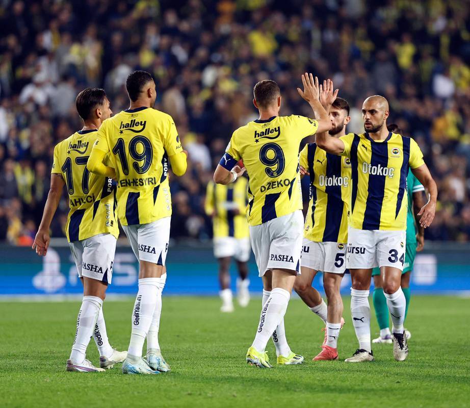 也存在客场, 考虑到费内