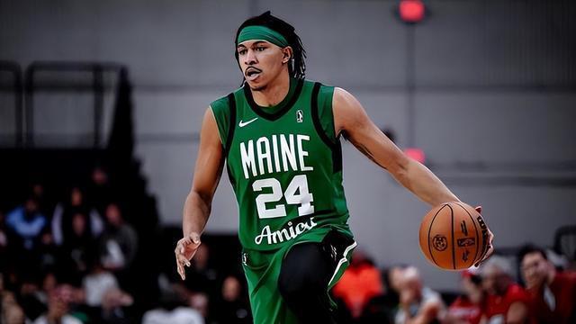 会中在首轮, 了签约, 凯尔特人为