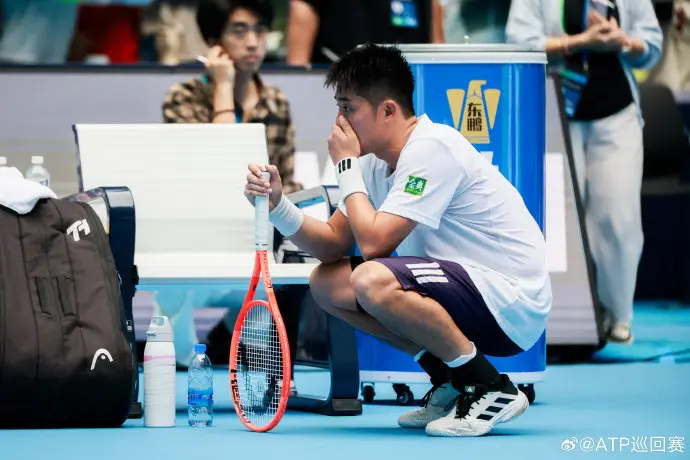 日内瓦站八, amp